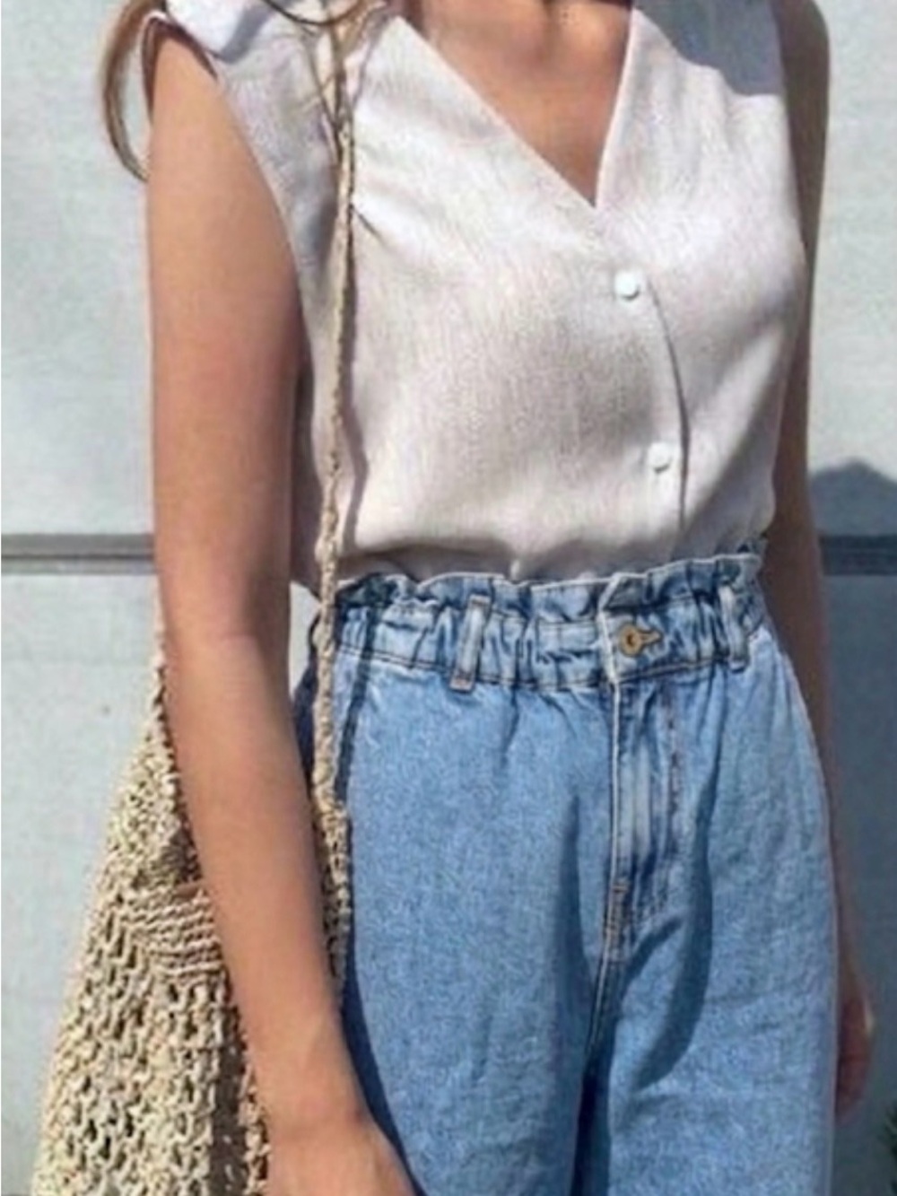 ZARA Paperbag High Waist Relaxed Fit Jeans - Size 0